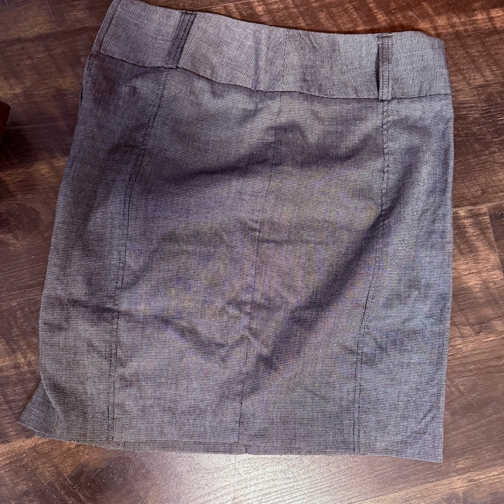 2 skirts - Picture 4 of 4